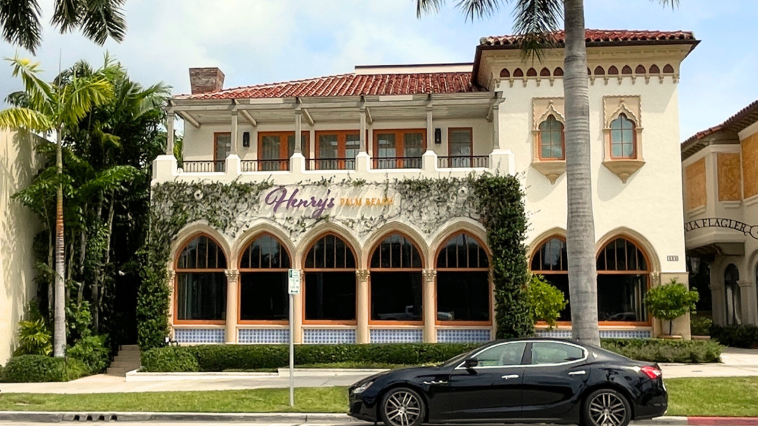 Finding The Best Restaurants in Palm Beach Florida